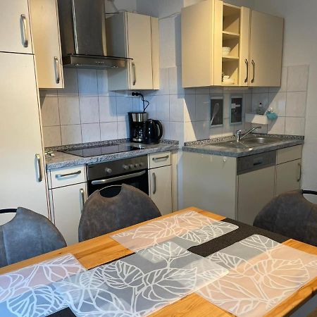 Top Lage 2 Zimmerwohnung Mit Balkon Und Bester Aussicht In Og 2 Links Rostock Eksteriør bilde