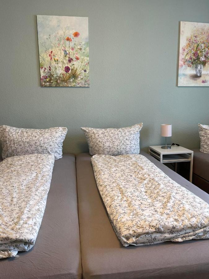 Top Lage 2 Zimmerwohnung Mit Balkon Und Bester Aussicht In Og 2 Links Rostock Eksteriør bilde